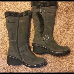 Like new Bass brand boots